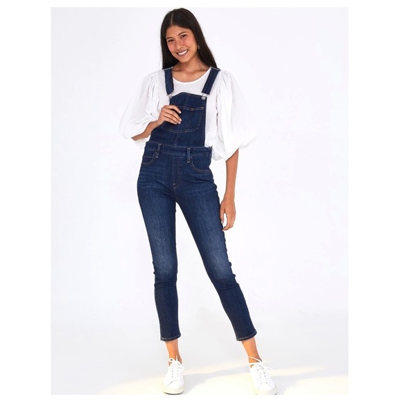 LEVI’S Skinny Overalls in Dark Wash, Size 26 - Picture 1 of 11